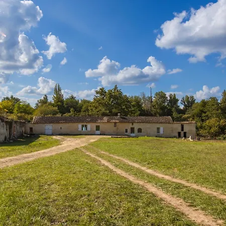 De Charme - Gospodarstwo wiejskie *