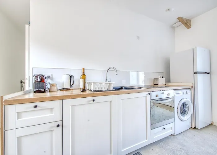 Venkovský dům De Charme - *